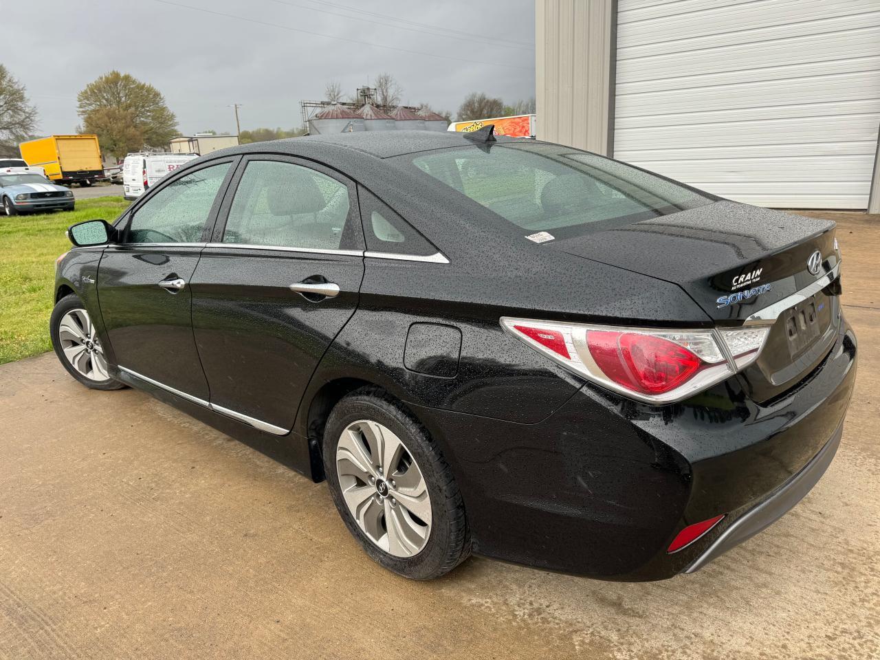 2013 HYUNDAI SONATA HYB - Image 3