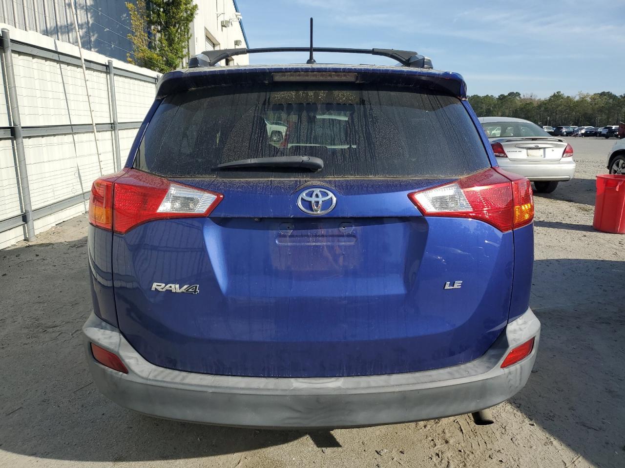 2015 TOYOTA RAV4 LE - Фото 6