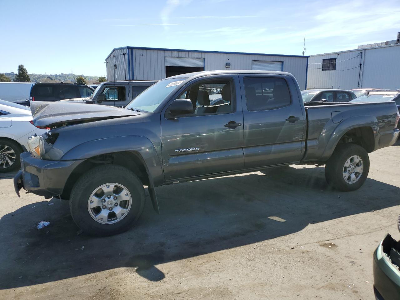 2013 TOYOTA TACOMA DOU