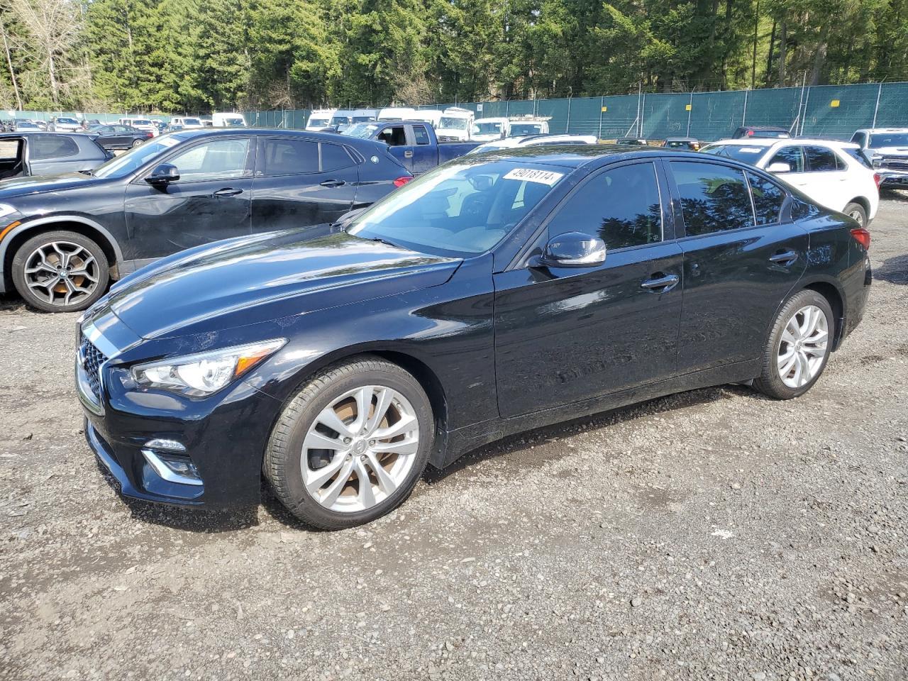 2018 INFINITI Q50 LUXE