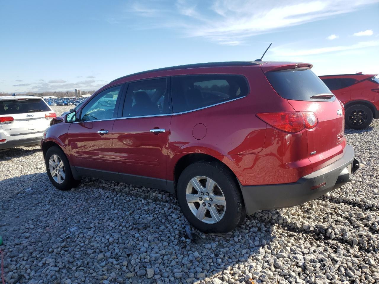 2012 CHEVROLET TRAVERSE L - Фото 2