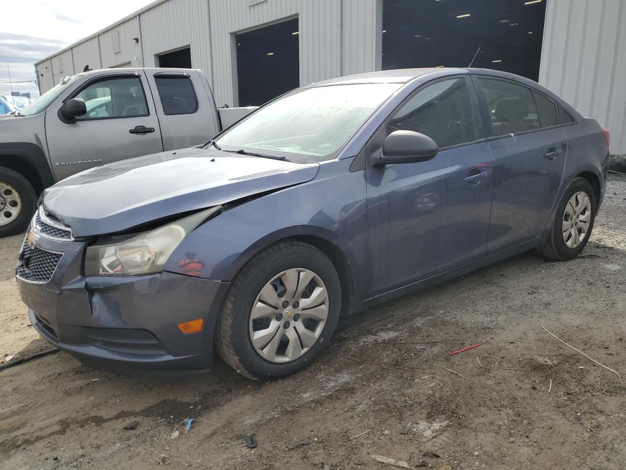 2013 CHEVROLET CRUZE LS
