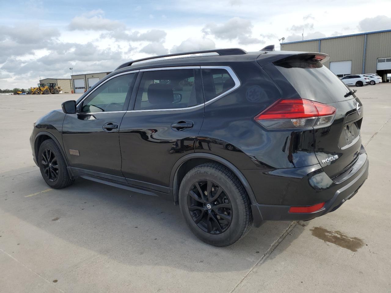 2017 NISSAN ROGUE S - Image 2