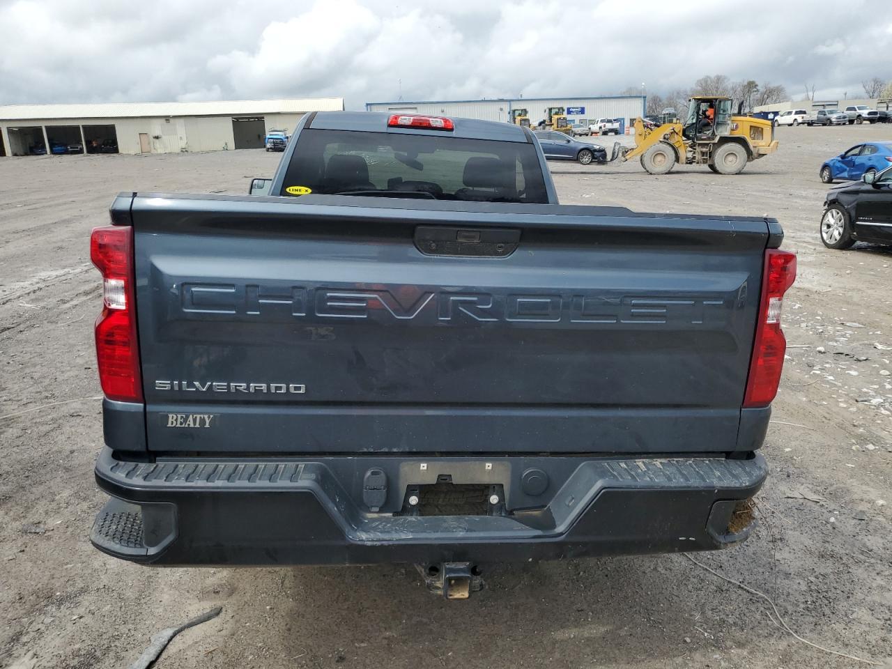 2019 CHEVROLET SILVERADO - Фото 6