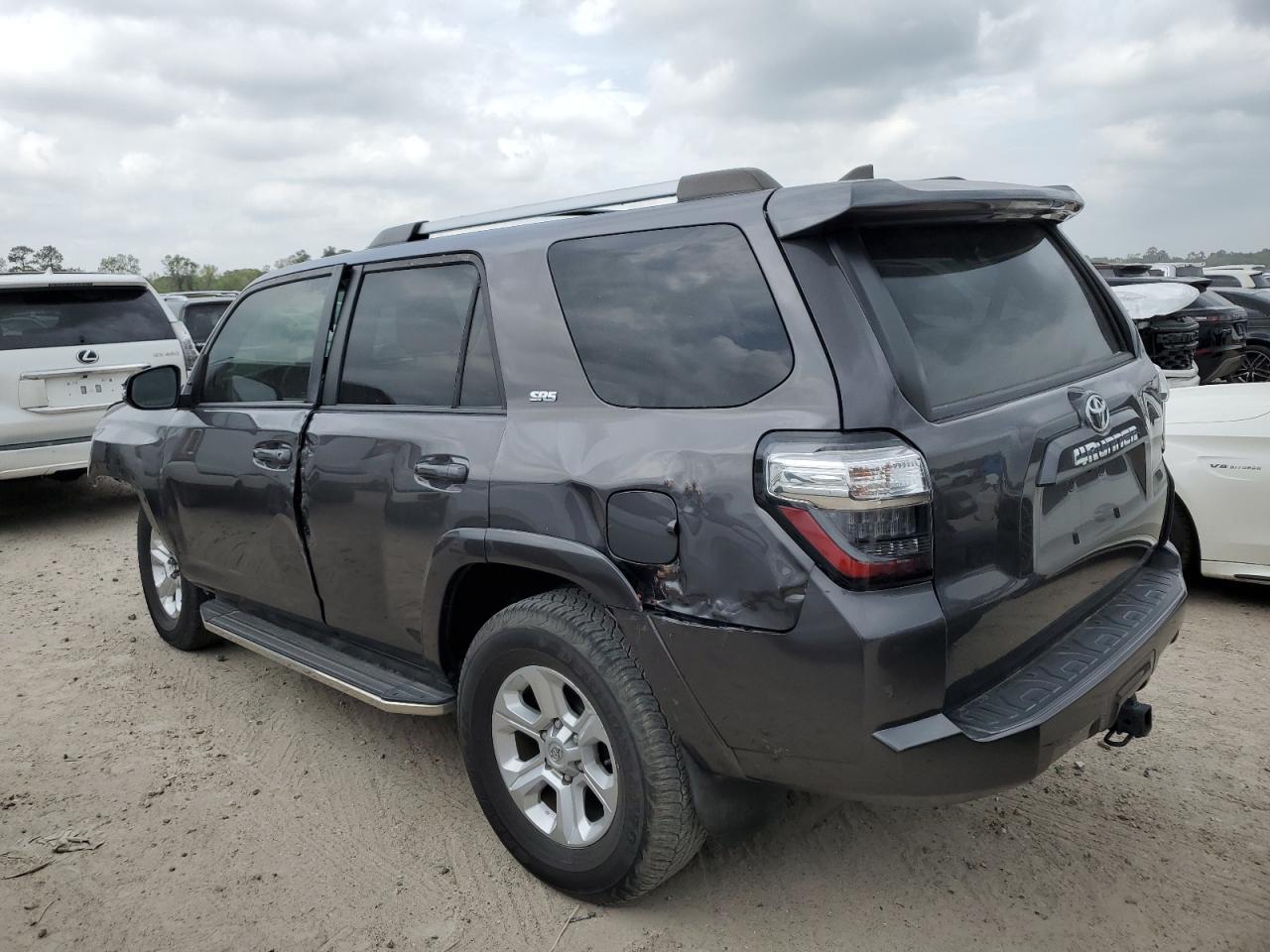 2020 TOYOTA 4RUNNER SR - Image 2