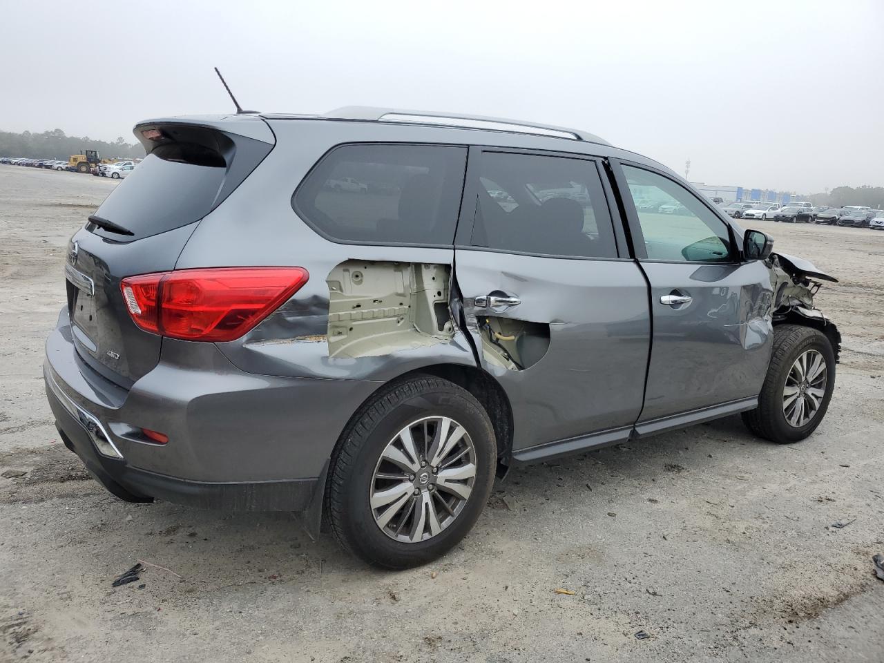 2018 NISSAN PATHFINDER - Image 3