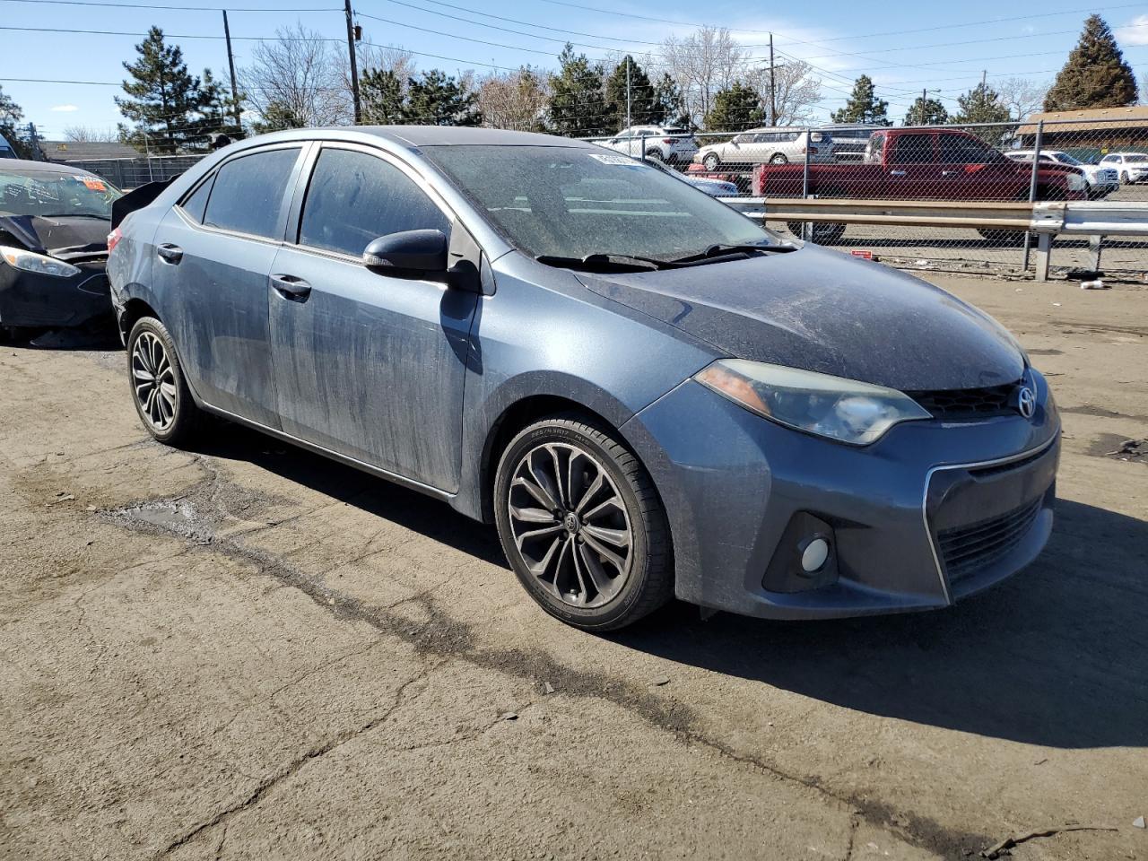 2015 TOYOTA COROLLA L - Image 4
