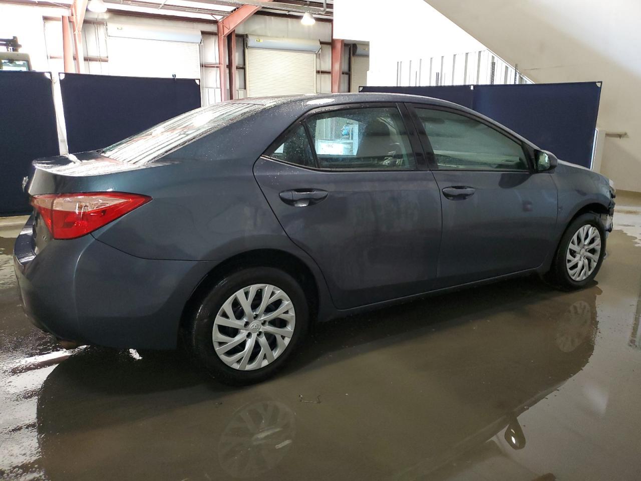 2019 TOYOTA COROLLA L - Фото 3