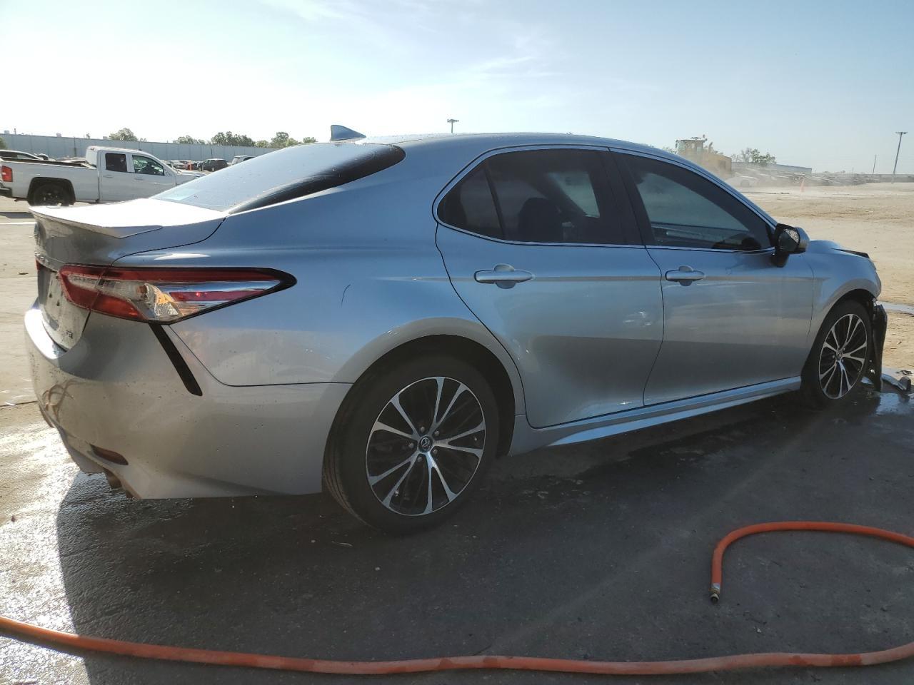 2019 TOYOTA CAMRY L - Image 3