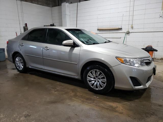 2013 Toyota Camry L - Фото 4
