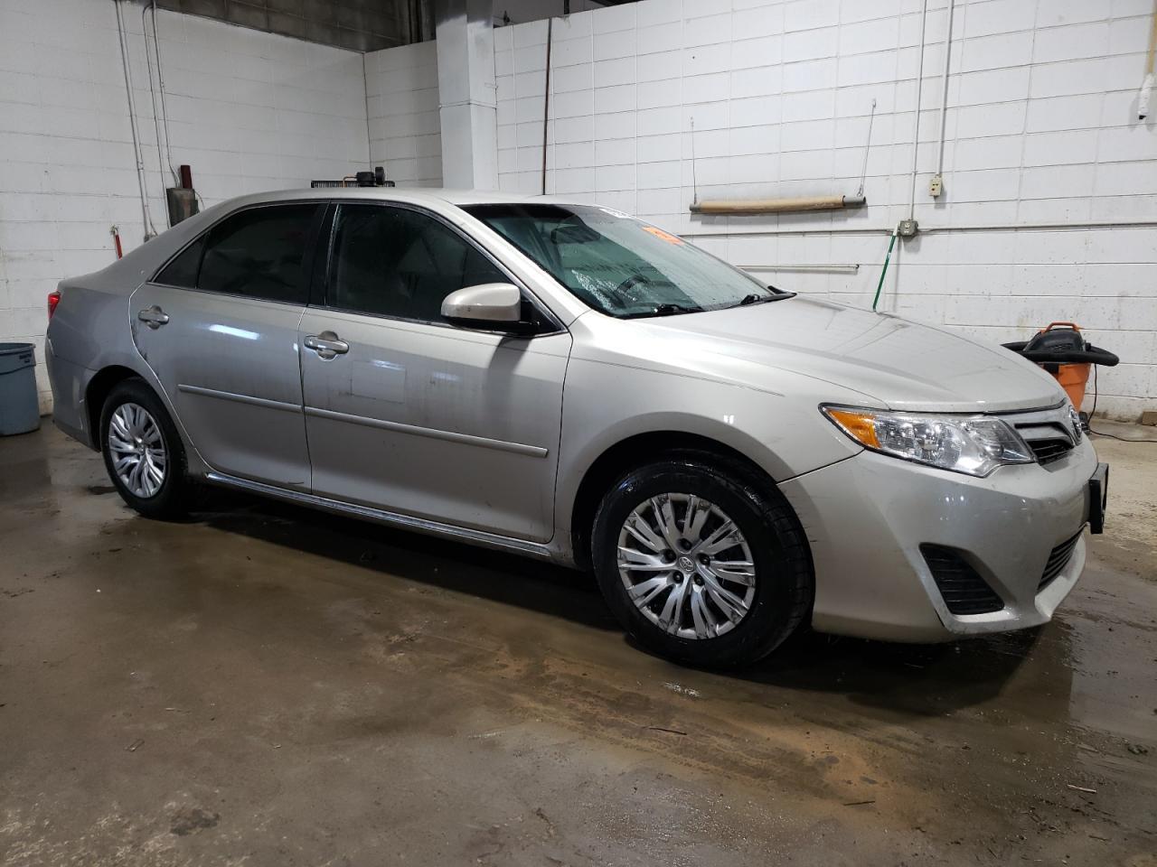 2013 TOYOTA CAMRY L - Image 4