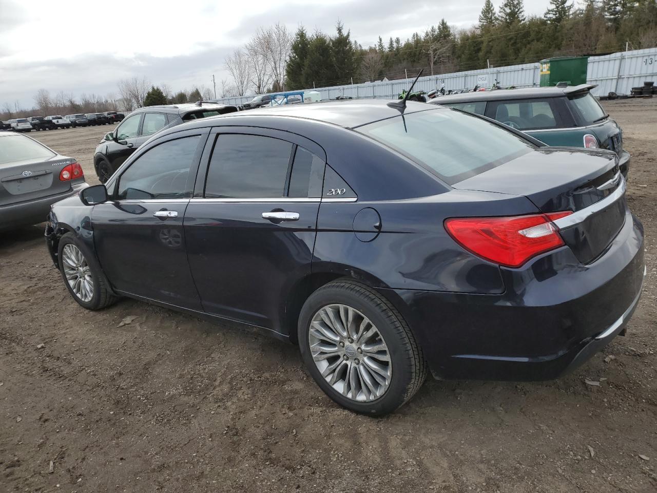 2012 CHRYSLER 200 LIMITE - Image 2