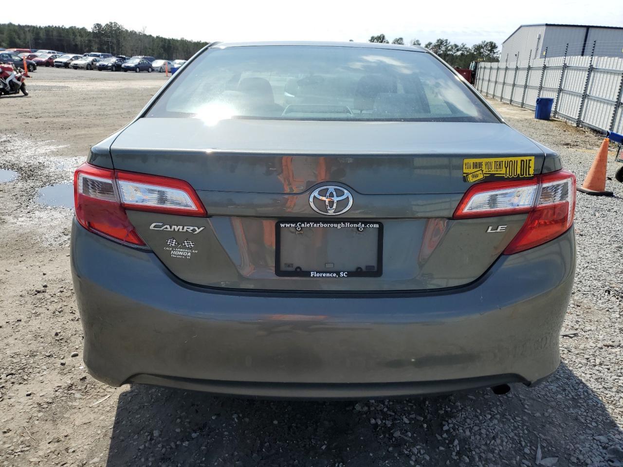 2013 TOYOTA CAMRY L - Фото 6