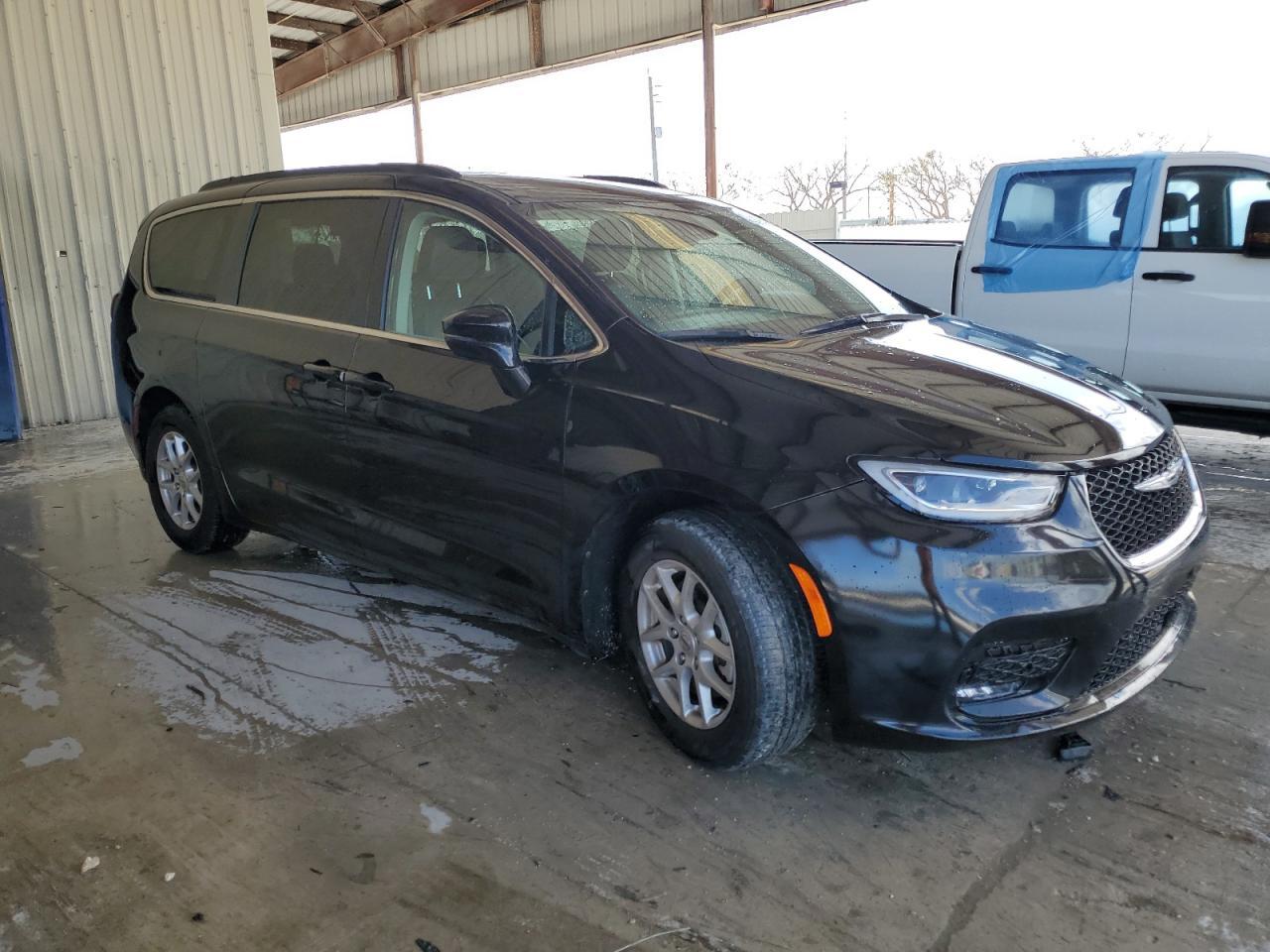 2022 CHRYSLER PACIFICA T - Image 4
