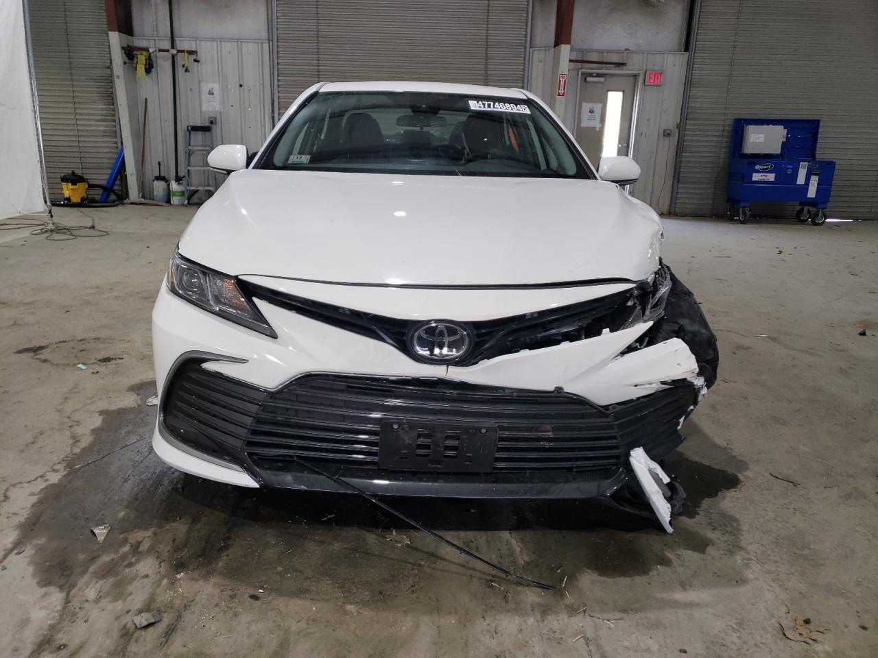 2024 TOYOTA CAMRY LE - Image 5