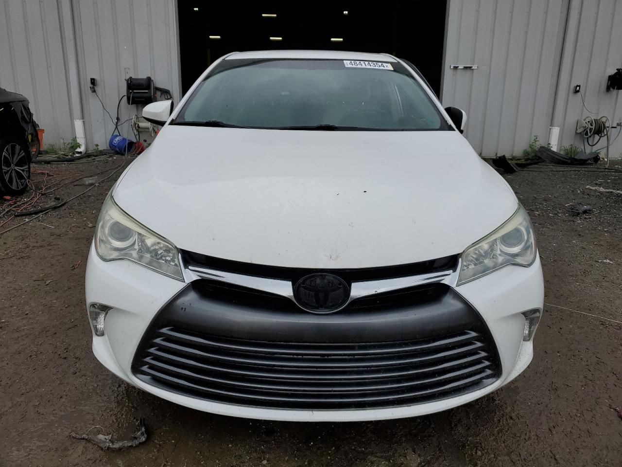 2015 TOYOTA CAMRY LE - Фото 5