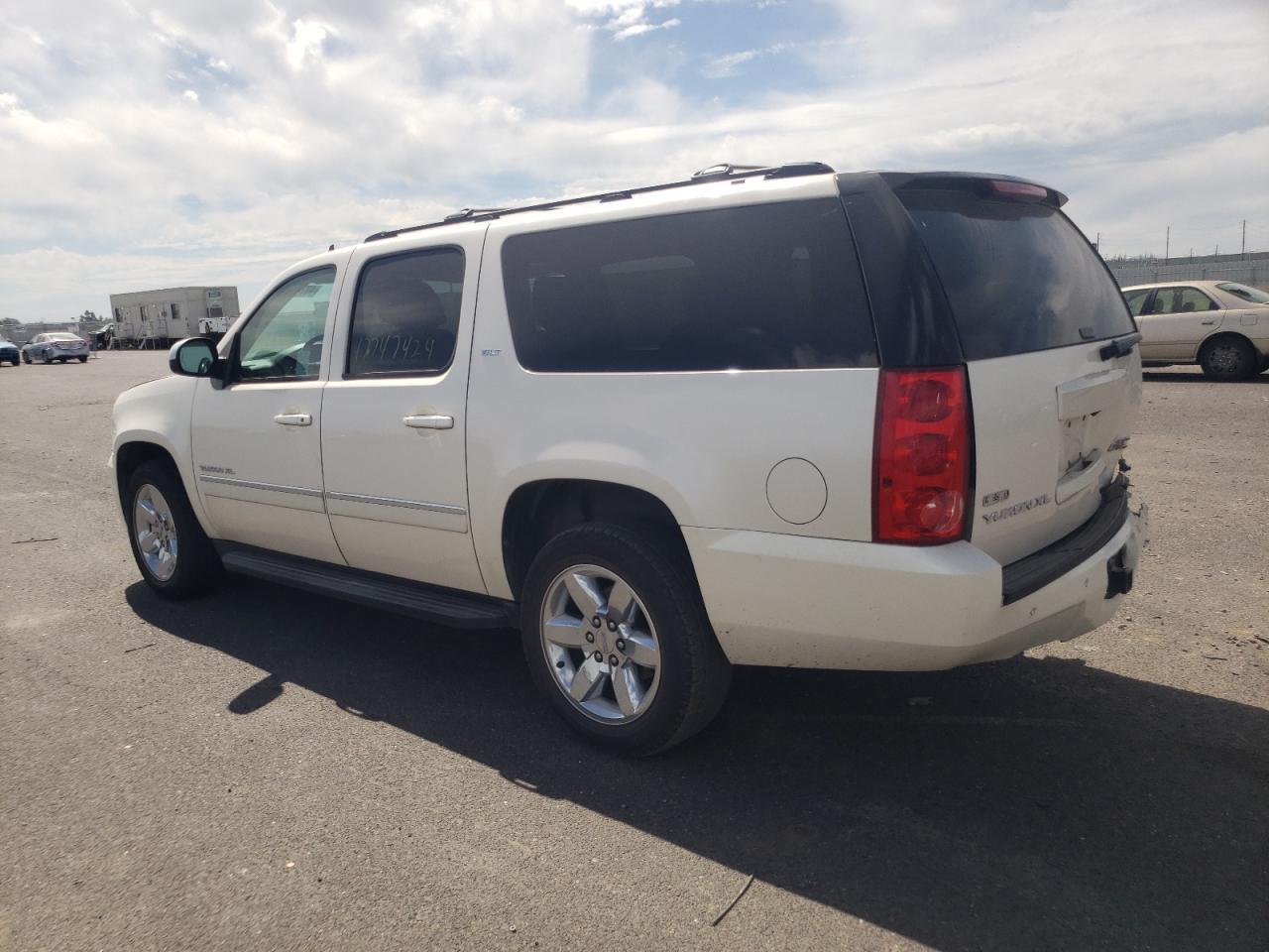 2012 GMC YUKON XL C - Фото 2