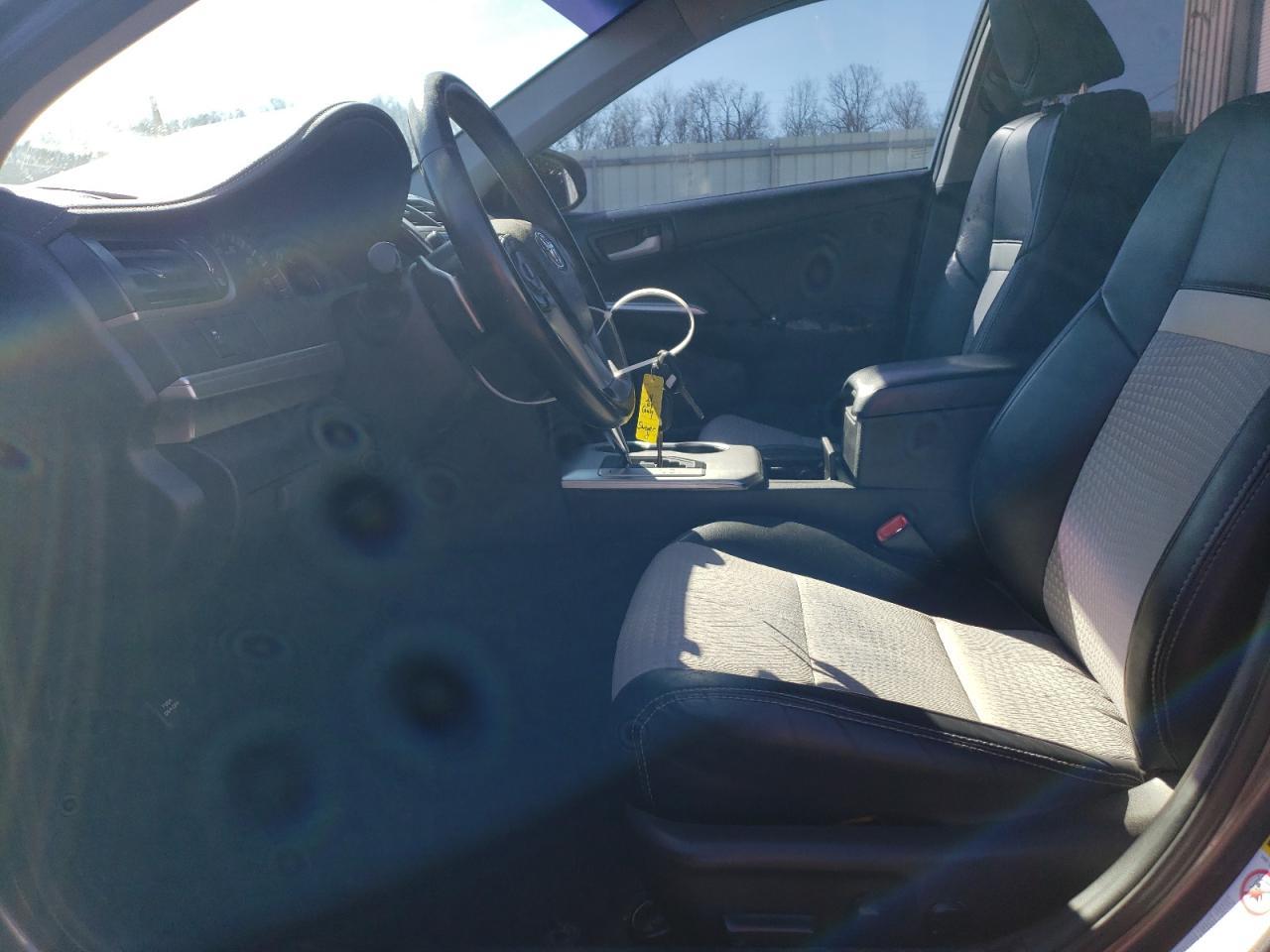 2014 TOYOTA CAMRY L - Image 7