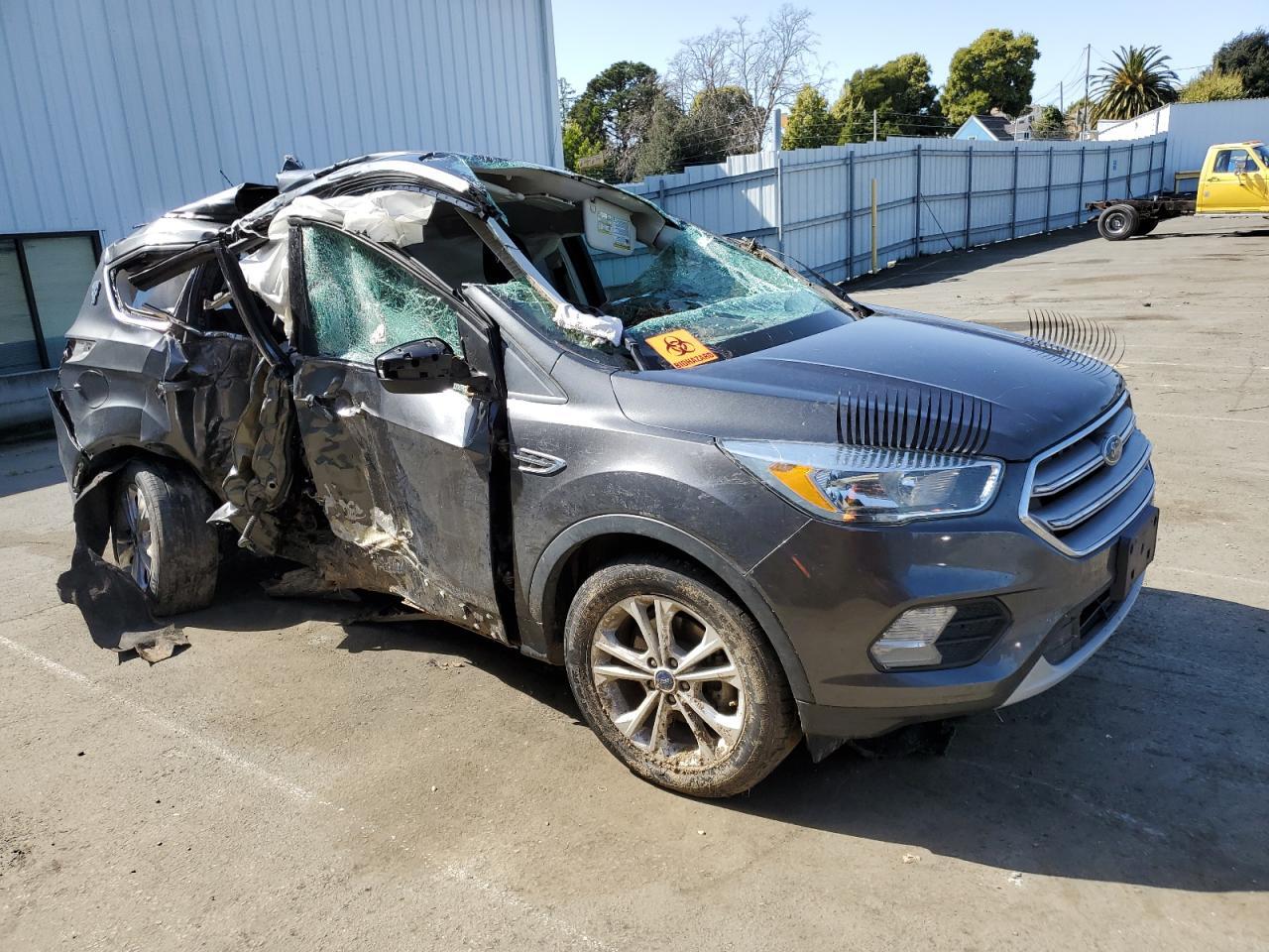2017 FORD ESCAPE SE - Фото 4