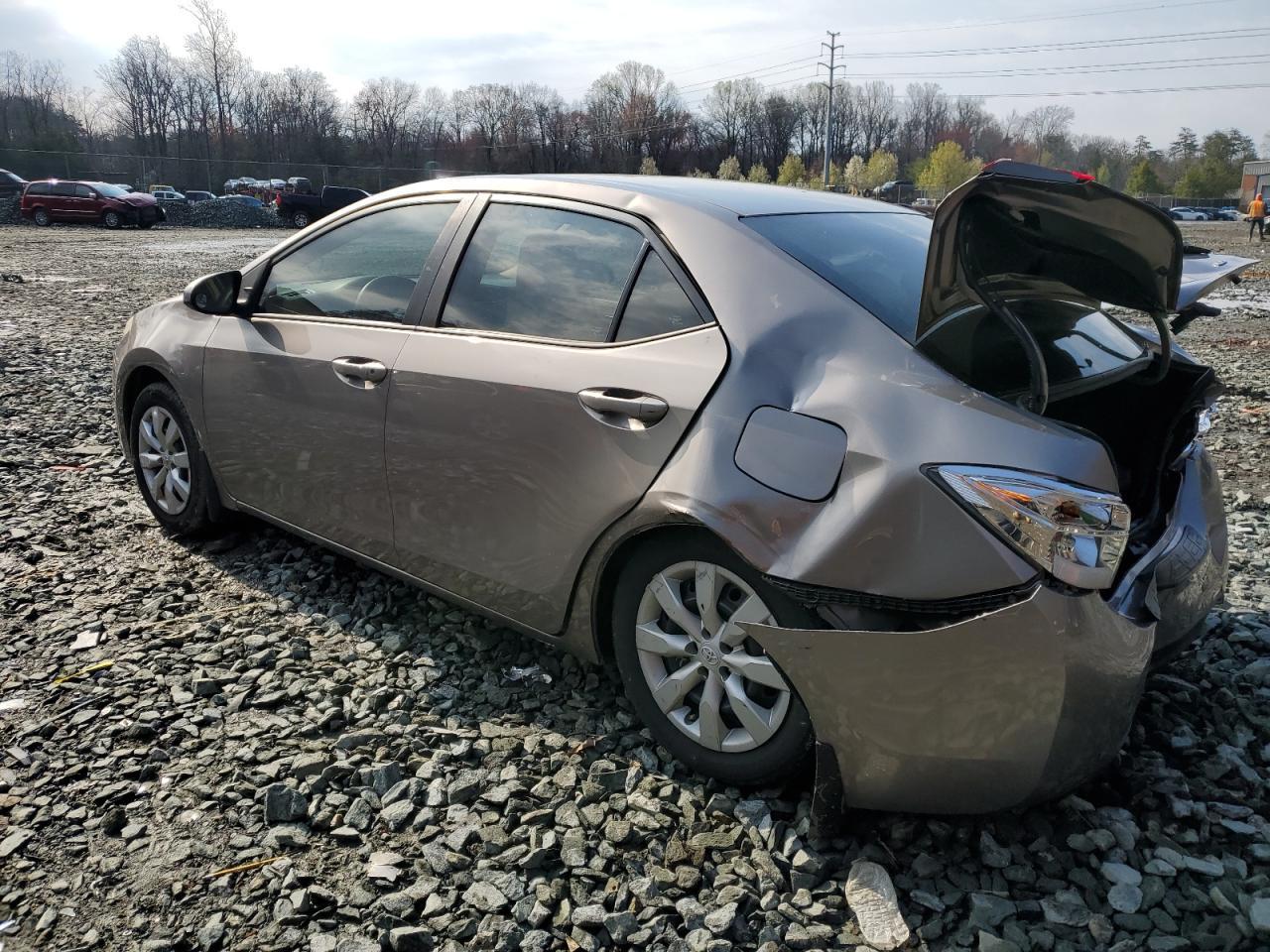 2015 TOYOTA COROLLA L - Image 2