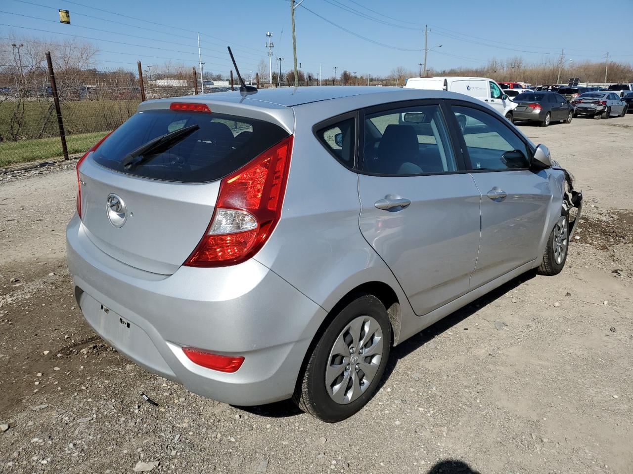 2017 HYUNDAI ACCENT SE - Image 3