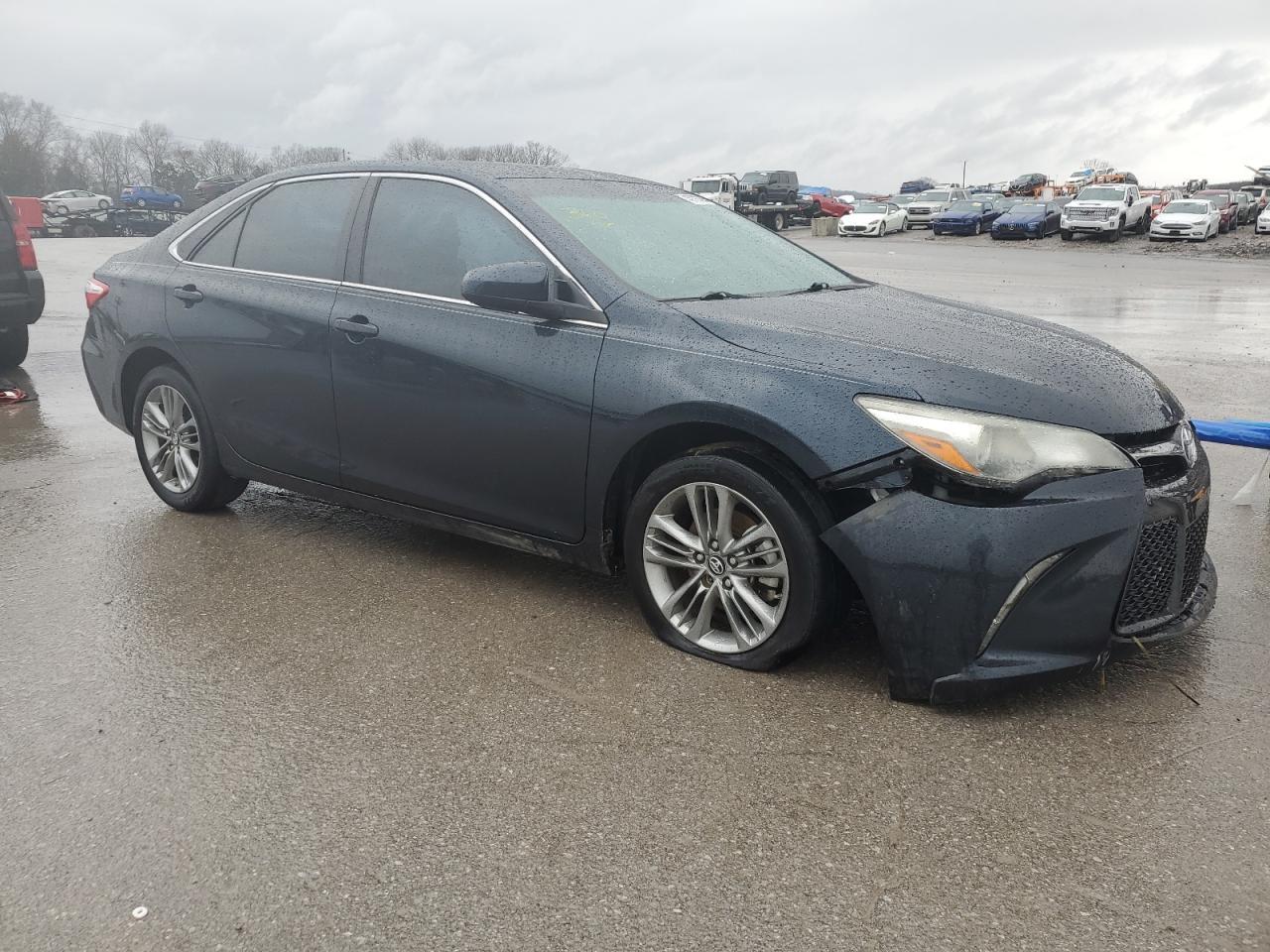 2016 TOYOTA CAMRY LE - Фото 4