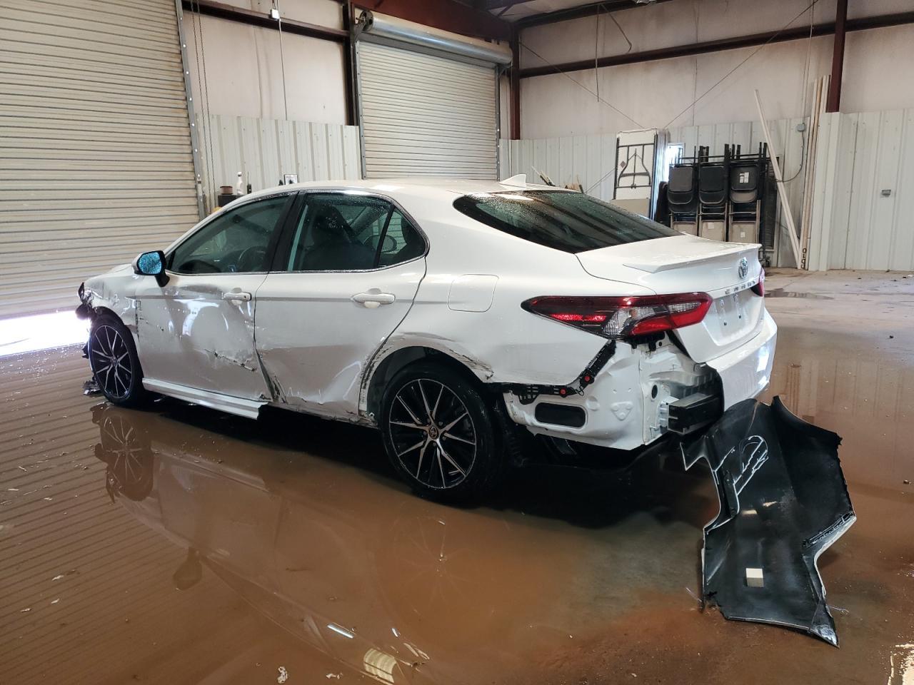 2021 TOYOTA CAMRY SE - Image 2