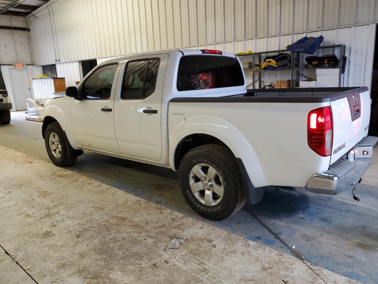 2012 NISSAN FRONTIER S - Фото 2