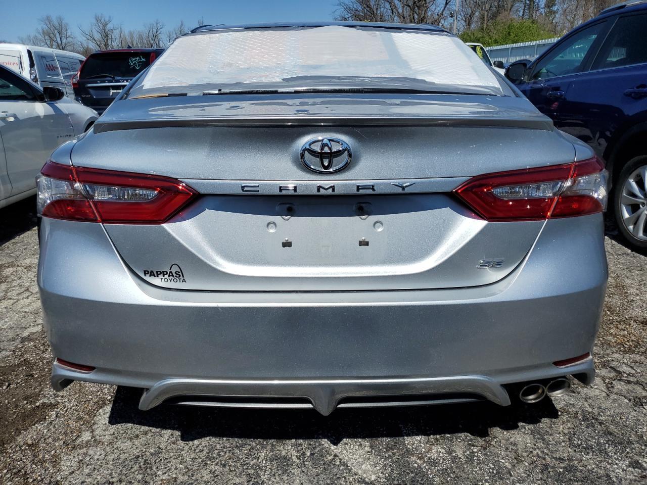 2018 TOYOTA CAMRY L - Image 6