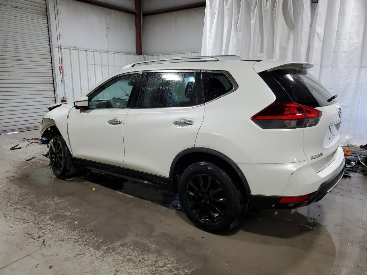2018 NISSAN ROGUE S - Image 2