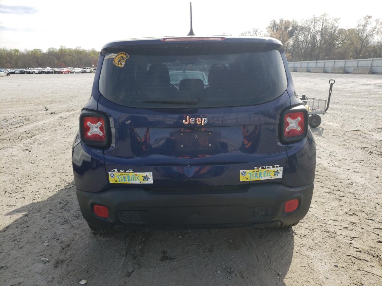 2017 JEEP RENEGADE S - Image 6