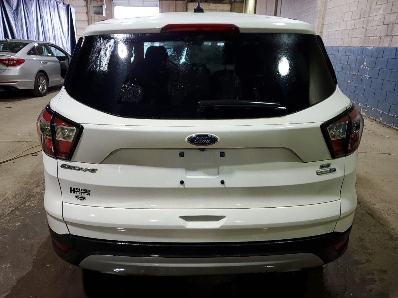 2017 FORD ESCAPE SE - Фото 6