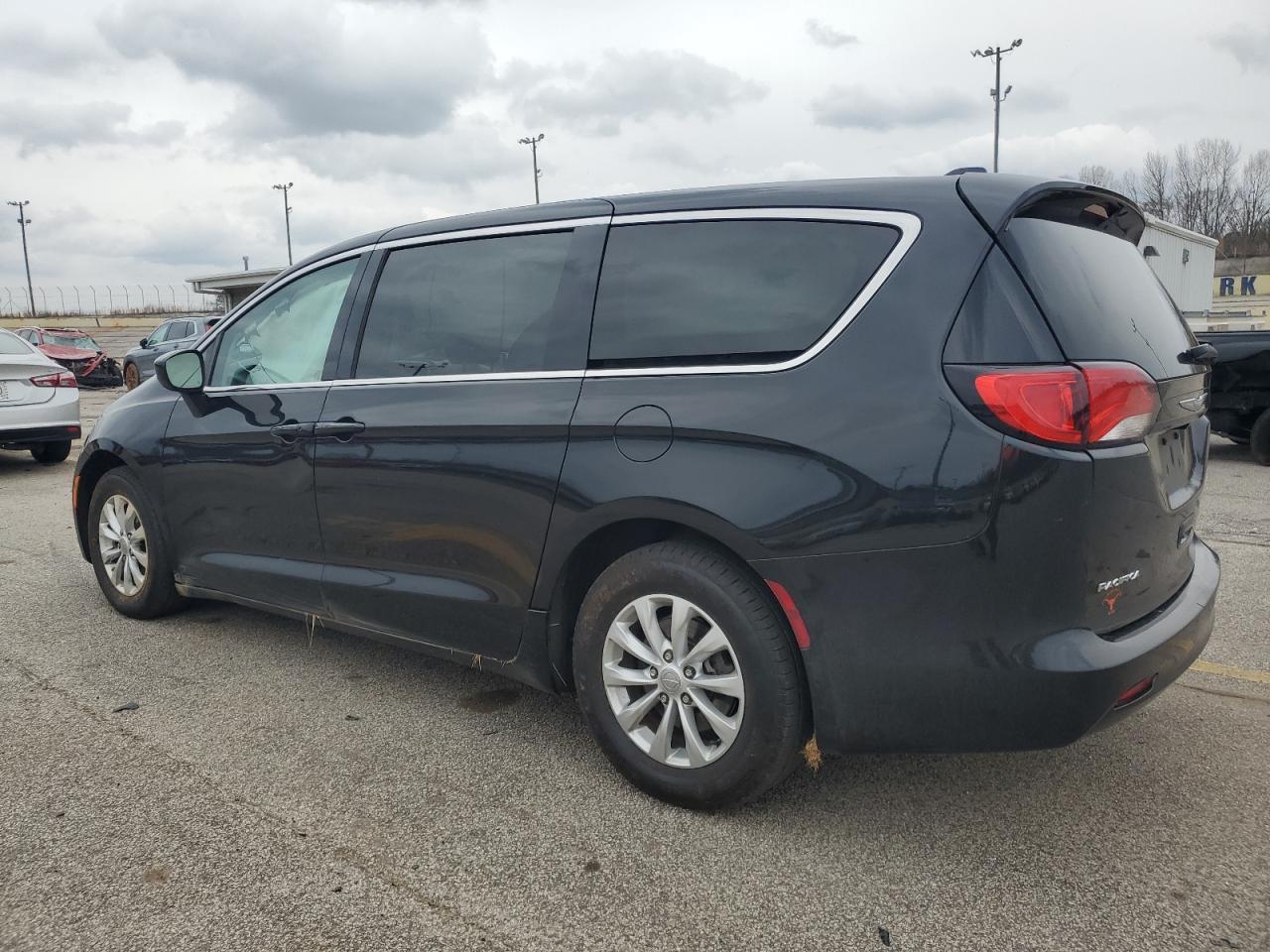 2017 CHRYSLER PACIFICA T - Фото 2