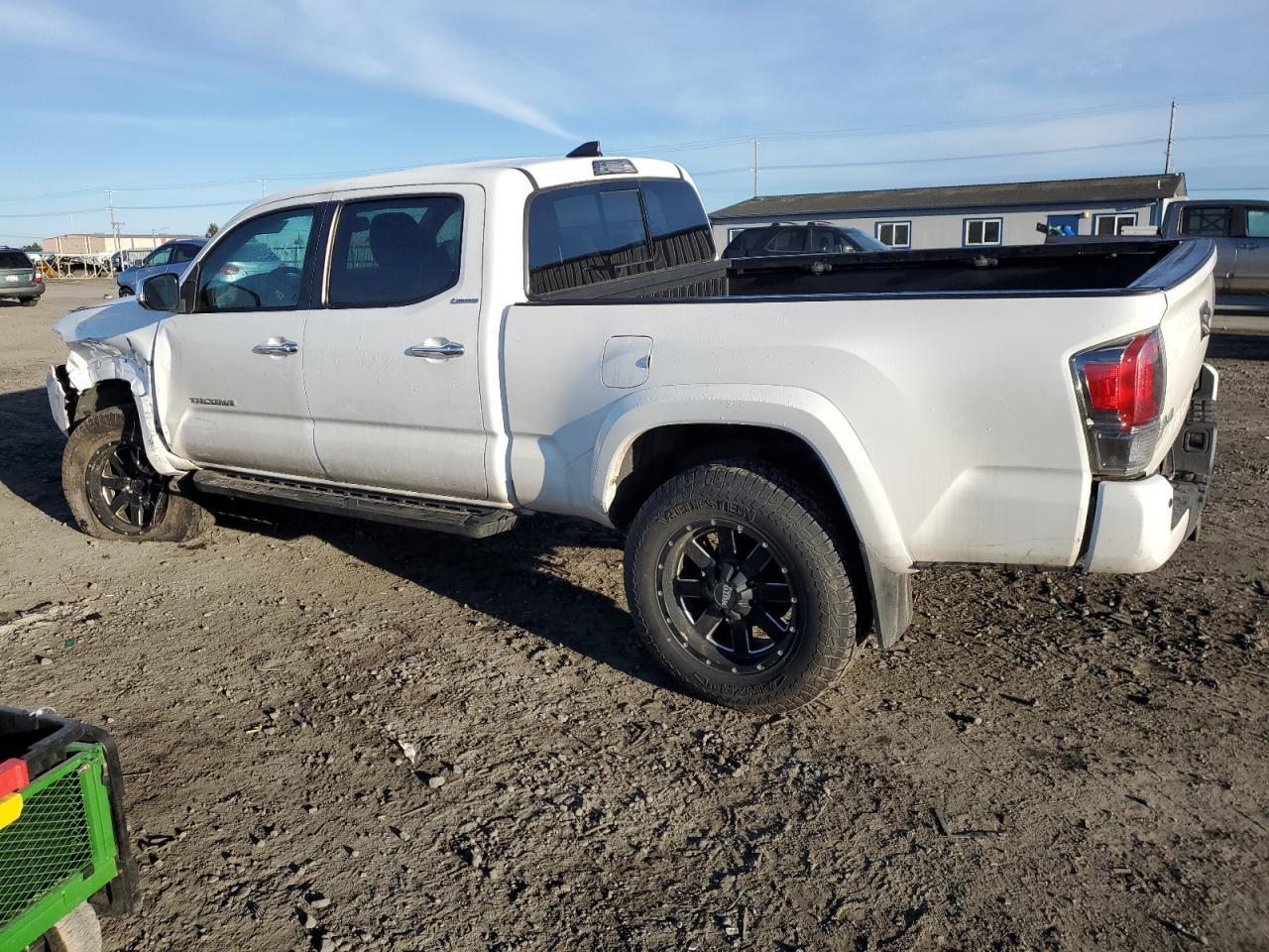 2017 TOYOTA TACOMA DOU - Фото 2