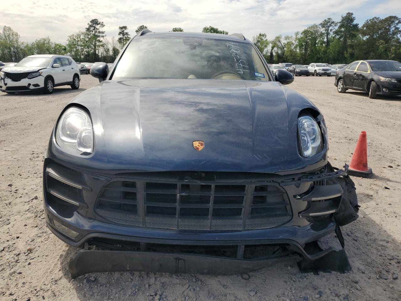 2015 PORSCHE MACAN TURB - Image 5