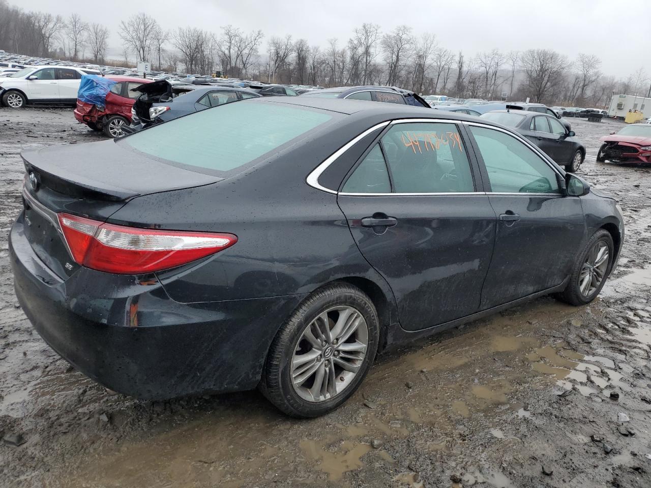 2016 TOYOTA CAMRY LE - Image 3