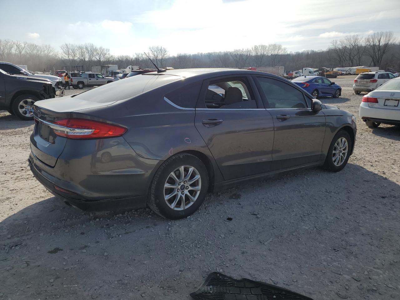 2017 FORD FUSION S - Фото 3