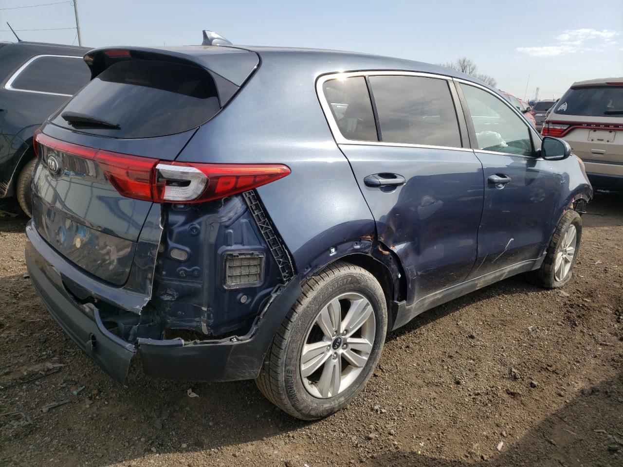 2017 KIA SPORTAGE L - Image 3