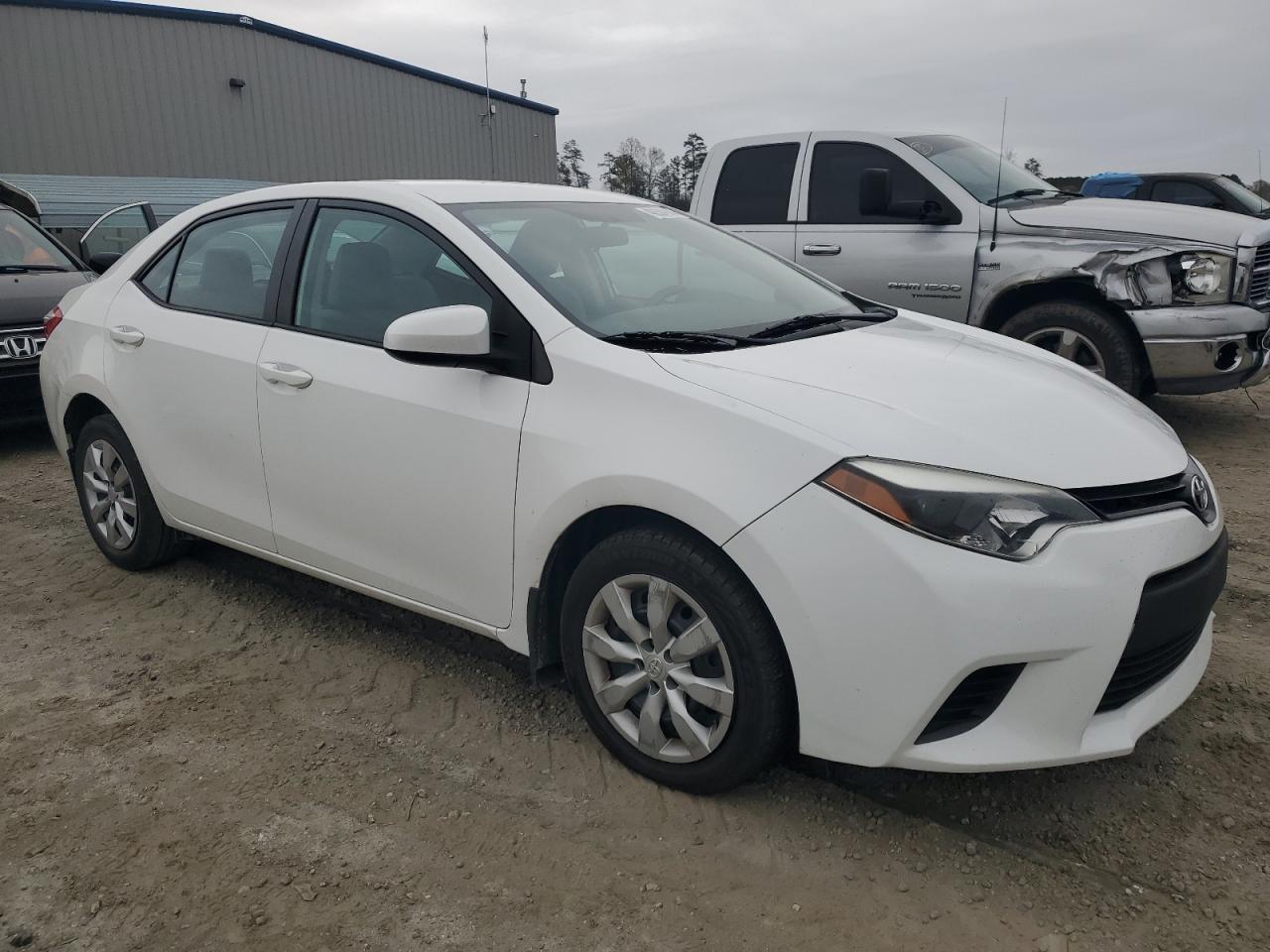2014 TOYOTA COROLLA L - Фото 4