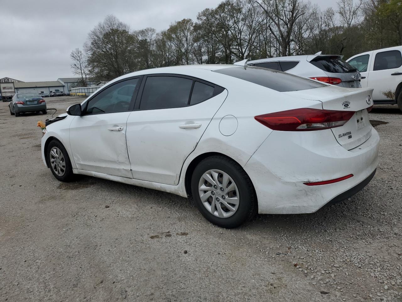 2018 HYUNDAI ELANTRA SE - Фото 2