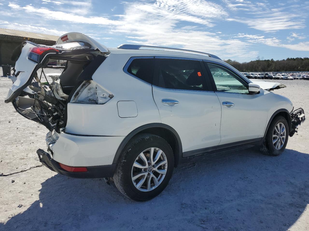 2018 NISSAN ROGUE S - Фото 3