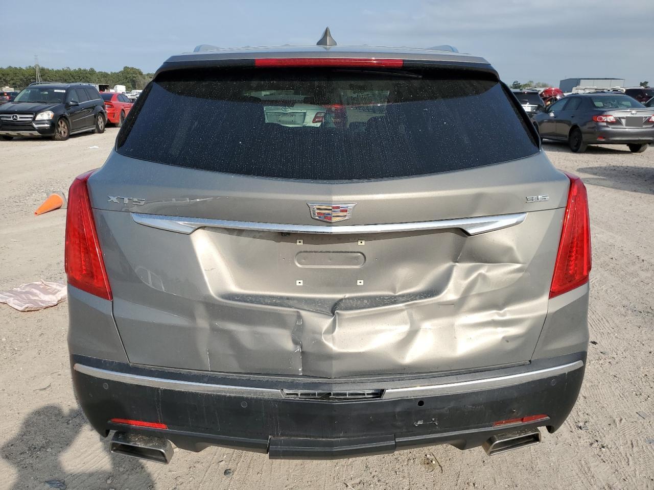 2019 CADILLAC XT5 LUXURY - Image 6