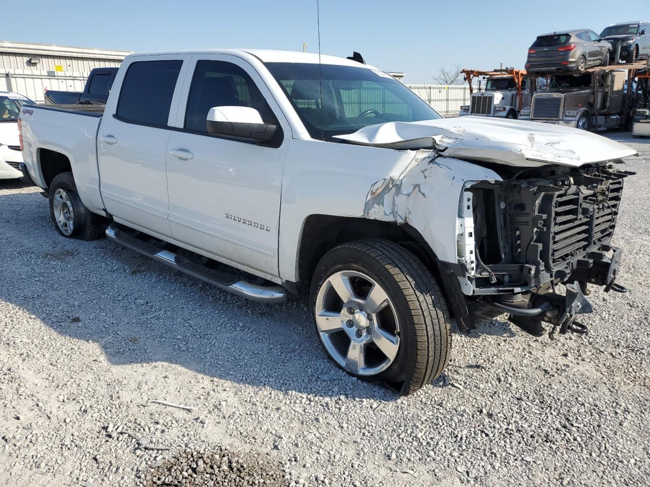 2018 CHEVROLET SILVERADO - Фото 4