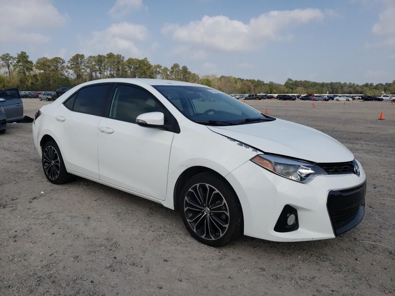 2016 TOYOTA COROLLA L - Image 4
