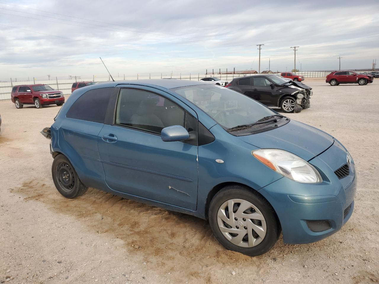 2011 TOYOTA YARIS - Фото 4