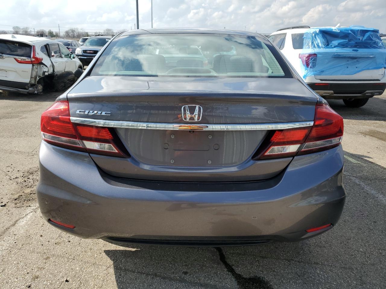 2015 HONDA CIVIC LX - Фото 6