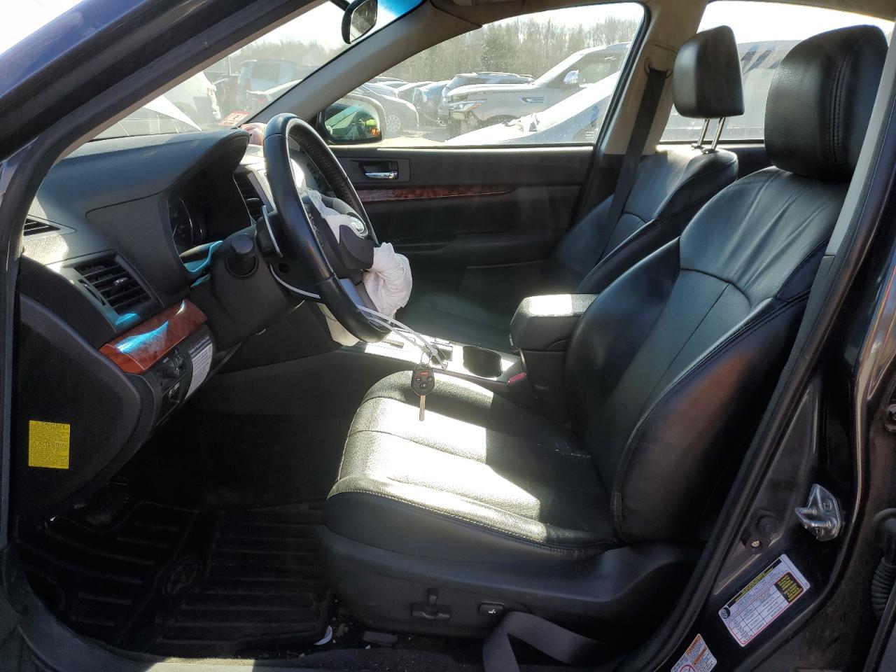 2011 SUBARU LEGACY 2.5 - Image 7