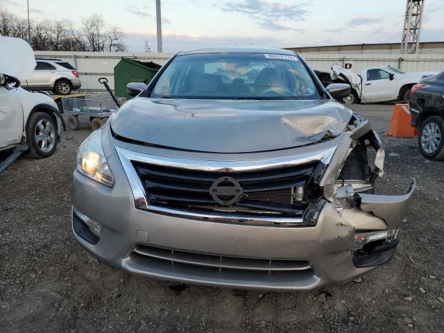 2015 Nissan Altima 2.5 - Image 5