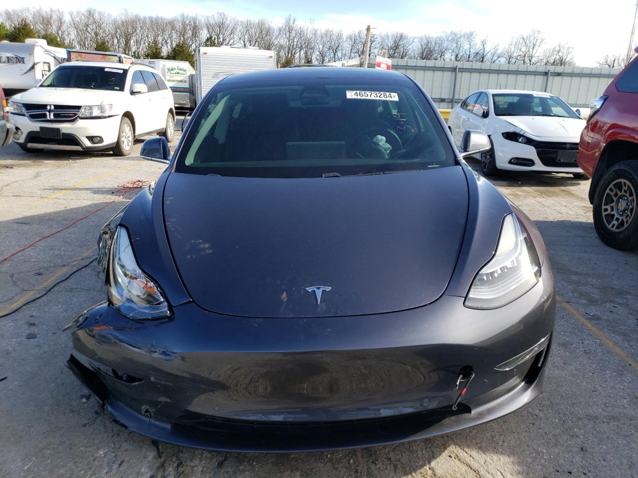 2019 TESLA MODEL 3 - Фото 5