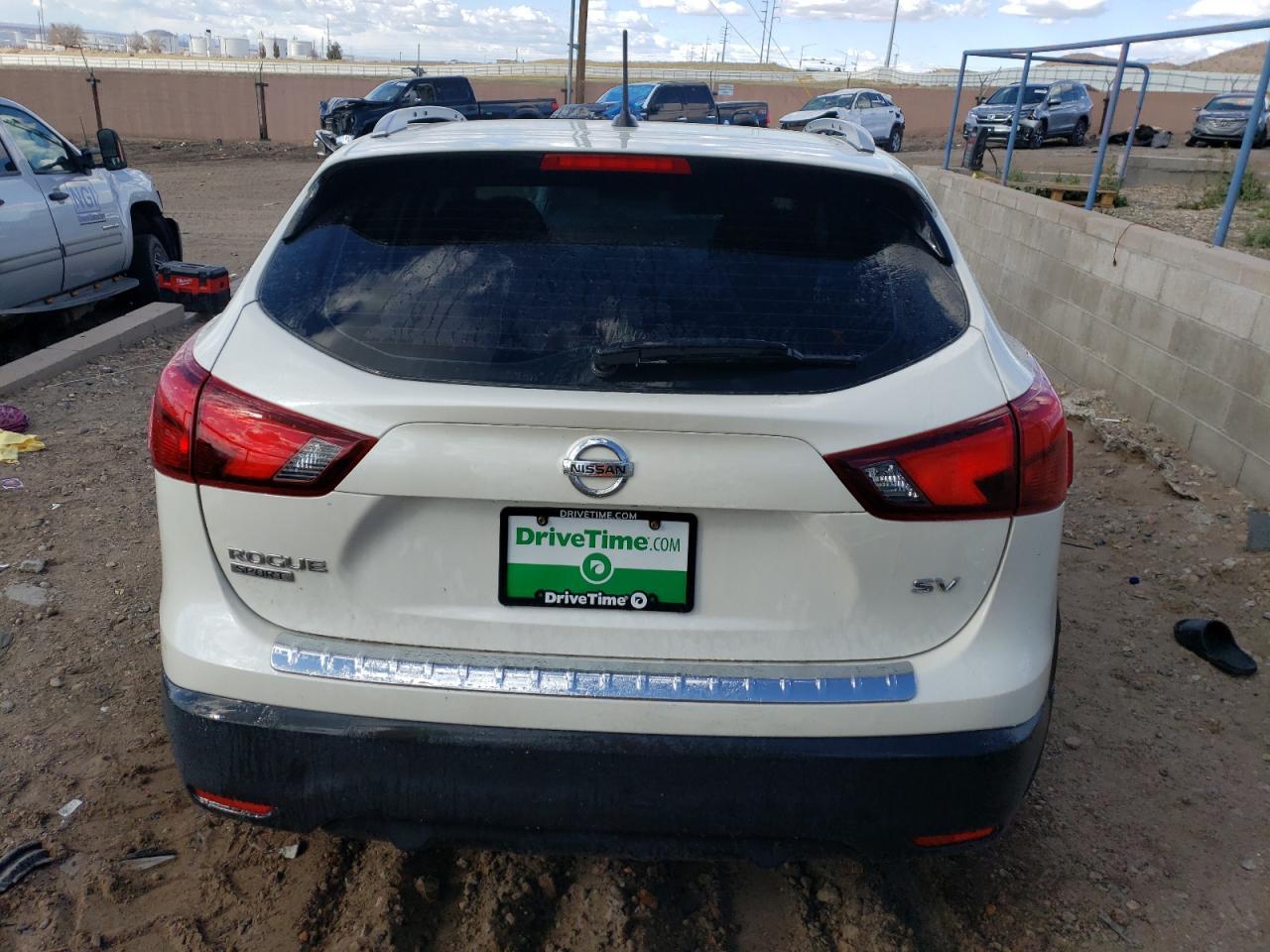 2017 NISSAN ROGUE SPOR - Image 6